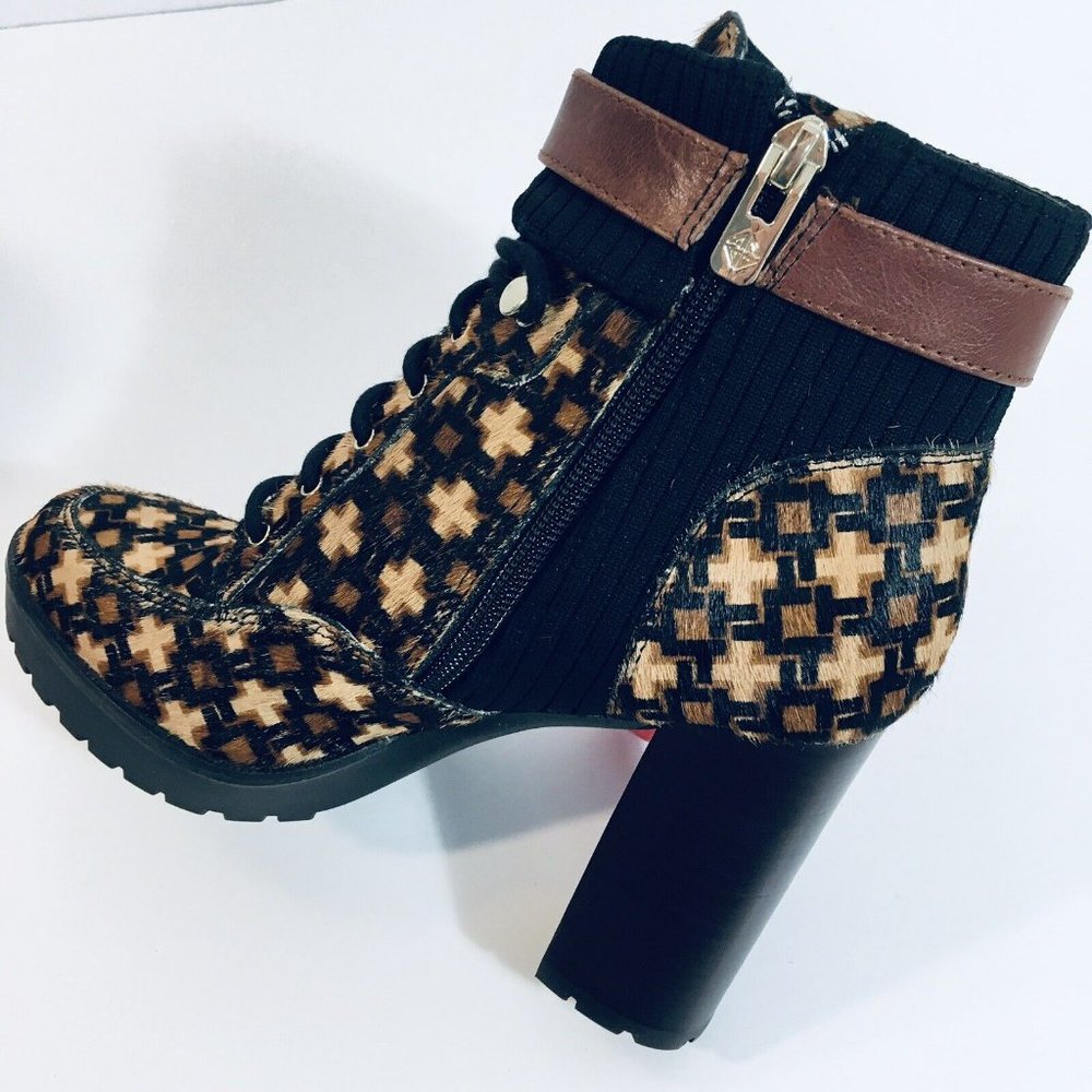 Antonio Melani Women’s Sz 6M Ankle Booties Printed Calf Hair Lug Sole Lace/Zip